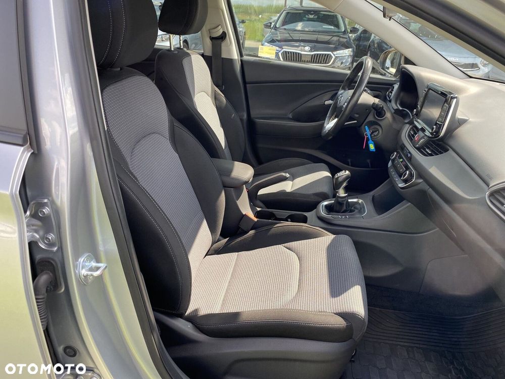 Hyundai i30 - 16