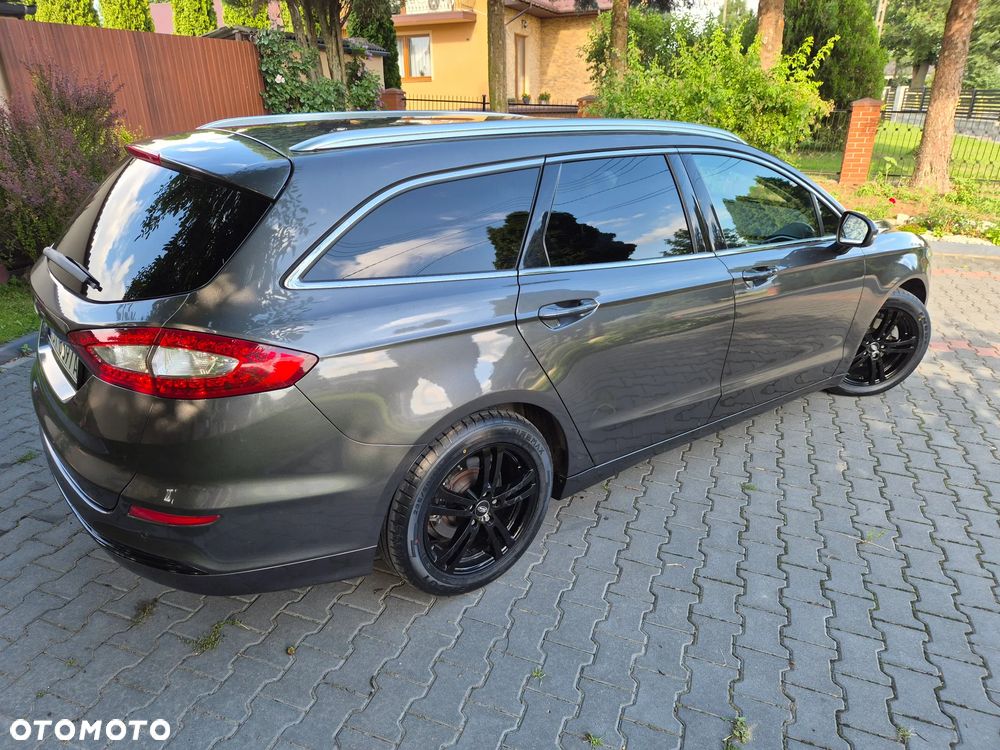 Ford Mondeo 2.0 TDCi Titanium PowerShift - 4