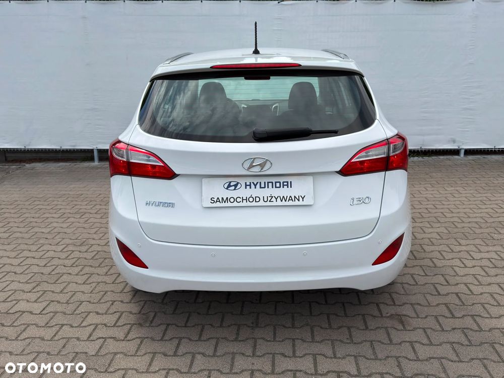 Hyundai i30 1.4 Classic + - 4