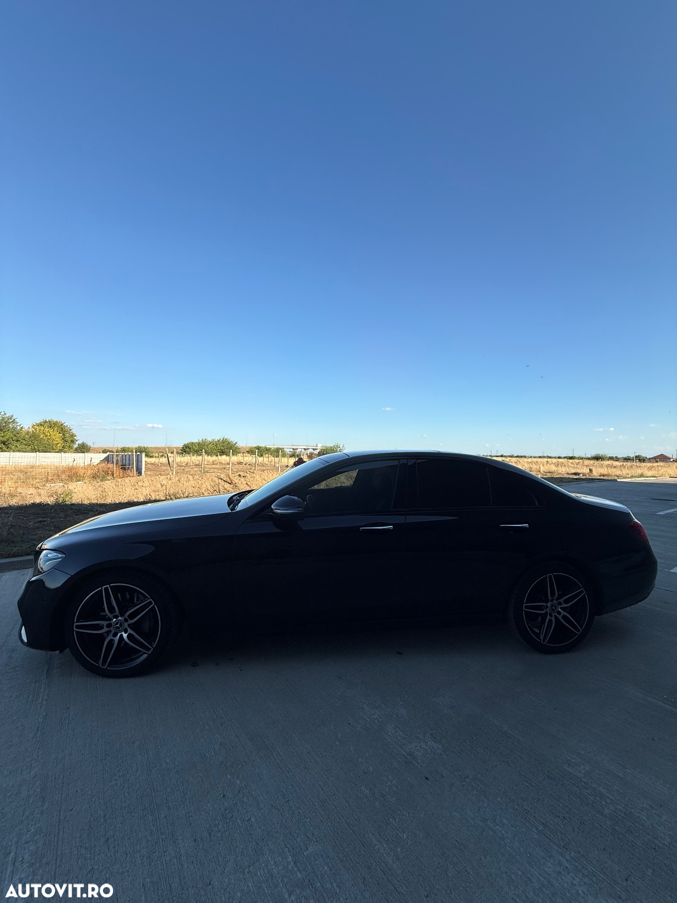 Mercedes-Benz E 220 d Aut. - 17