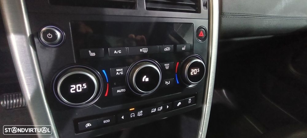 Land Rover Discovery Sport 2.0 D AWD R-Dynamic S - 20