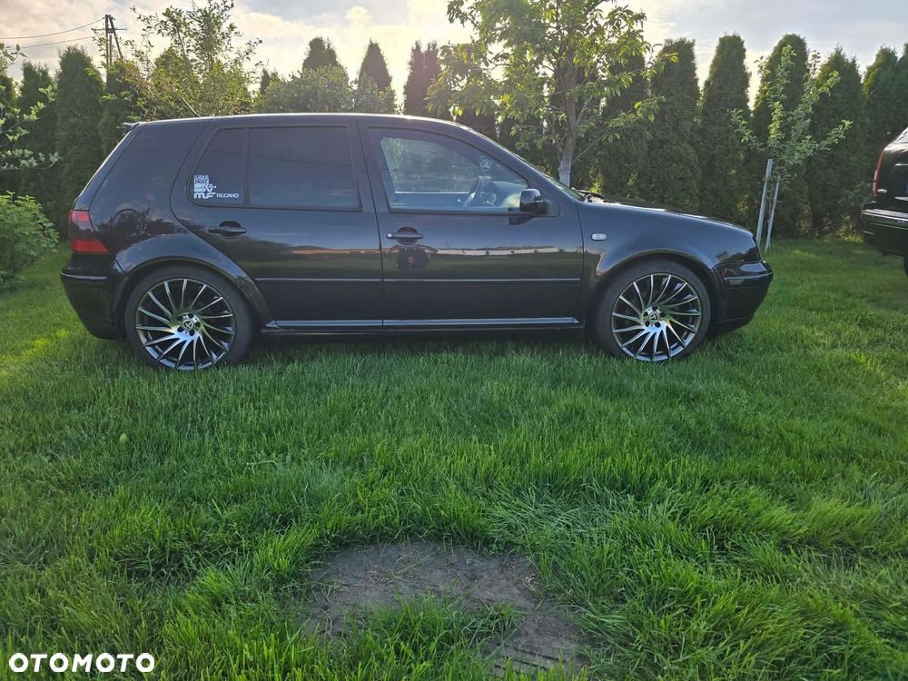 Volkswagen Golf - 15