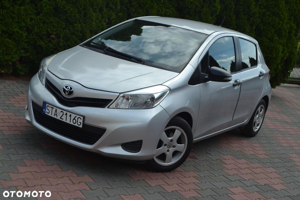 Toyota Yaris 1.33 Premium - 6