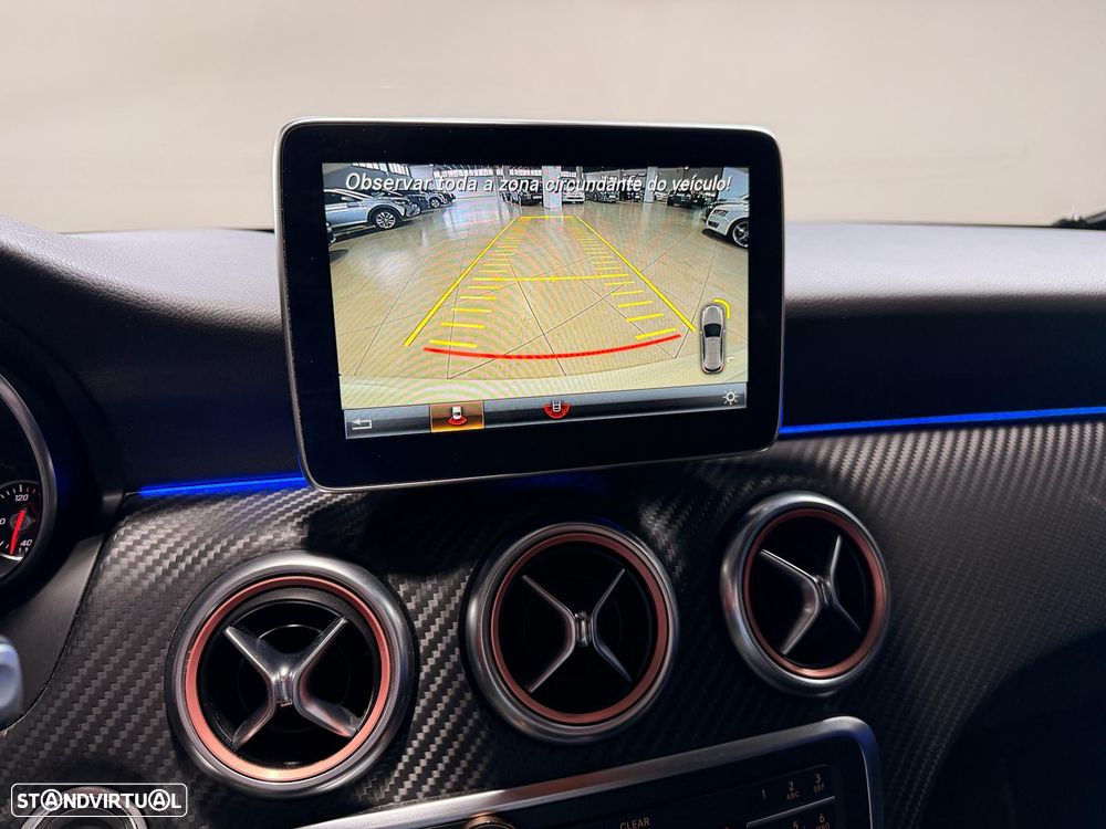 Mercedes-Benz A 180 d 7G-DCT AMG Line - 21