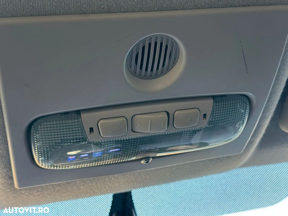 Ford Fiesta 1.4i Trend - 17