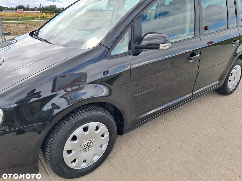 Volkswagen Touran 1.6 Freestyle - 16