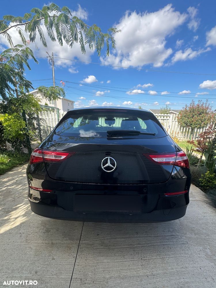 Mercedes-Benz CLA 180 d Shooting Brake - 2