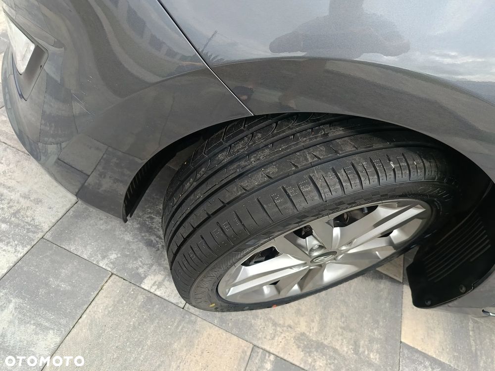Hyundai i30 blue 1.6 GDI YES Gold - 24