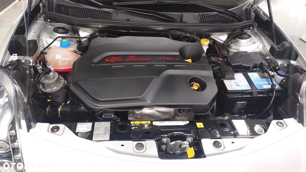 Alfa Romeo Giulietta 1.6 JTDM - 22