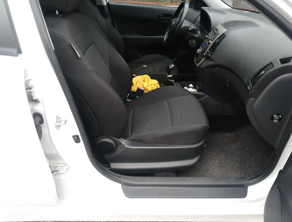 Hyundai i30 i30cw 1.4 Comfort - 22