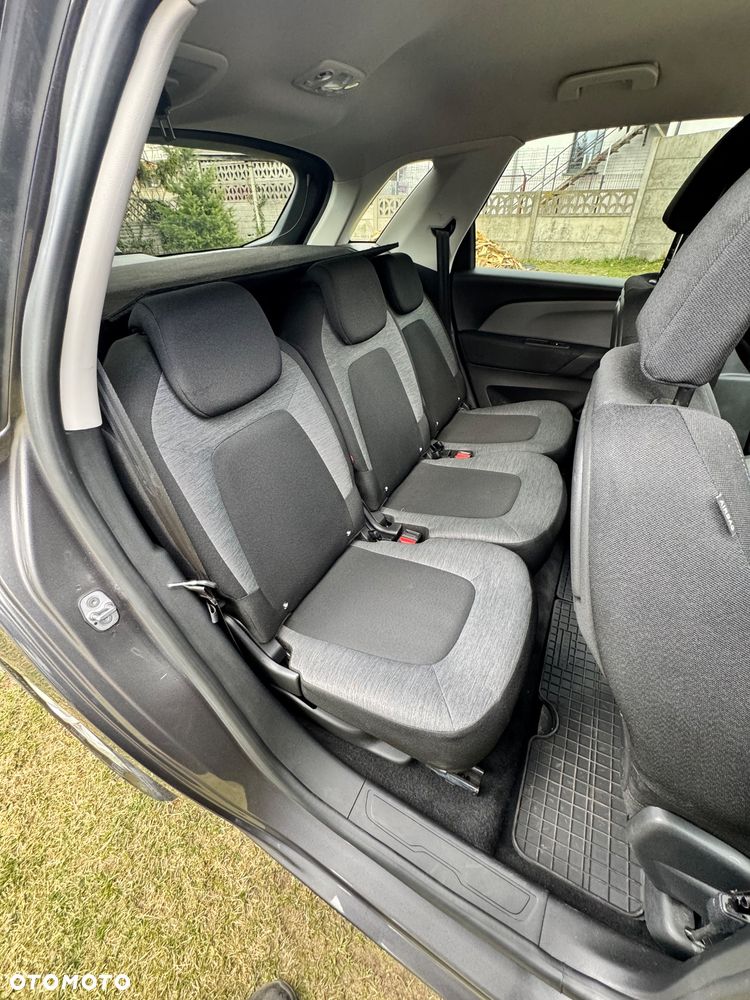 Citroën C4 SpaceTourer - 13