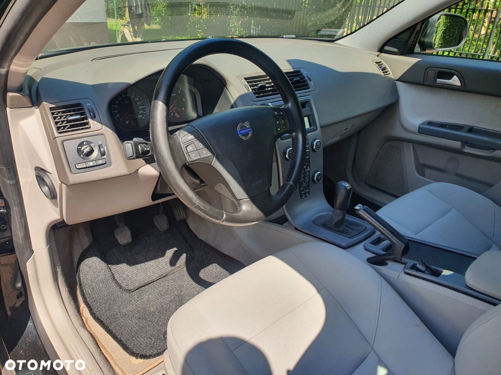 Volvo S40 - 10