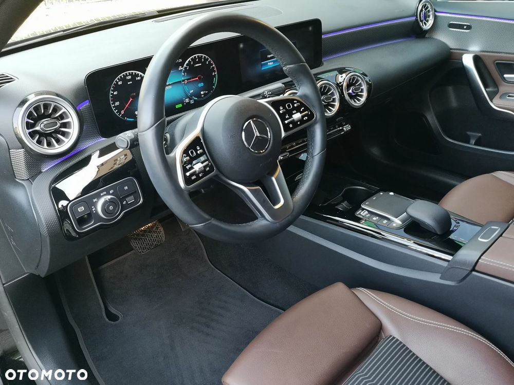 Mercedes-Benz Klasa A 250 e PHEV Progressive 8G-DCT - 8