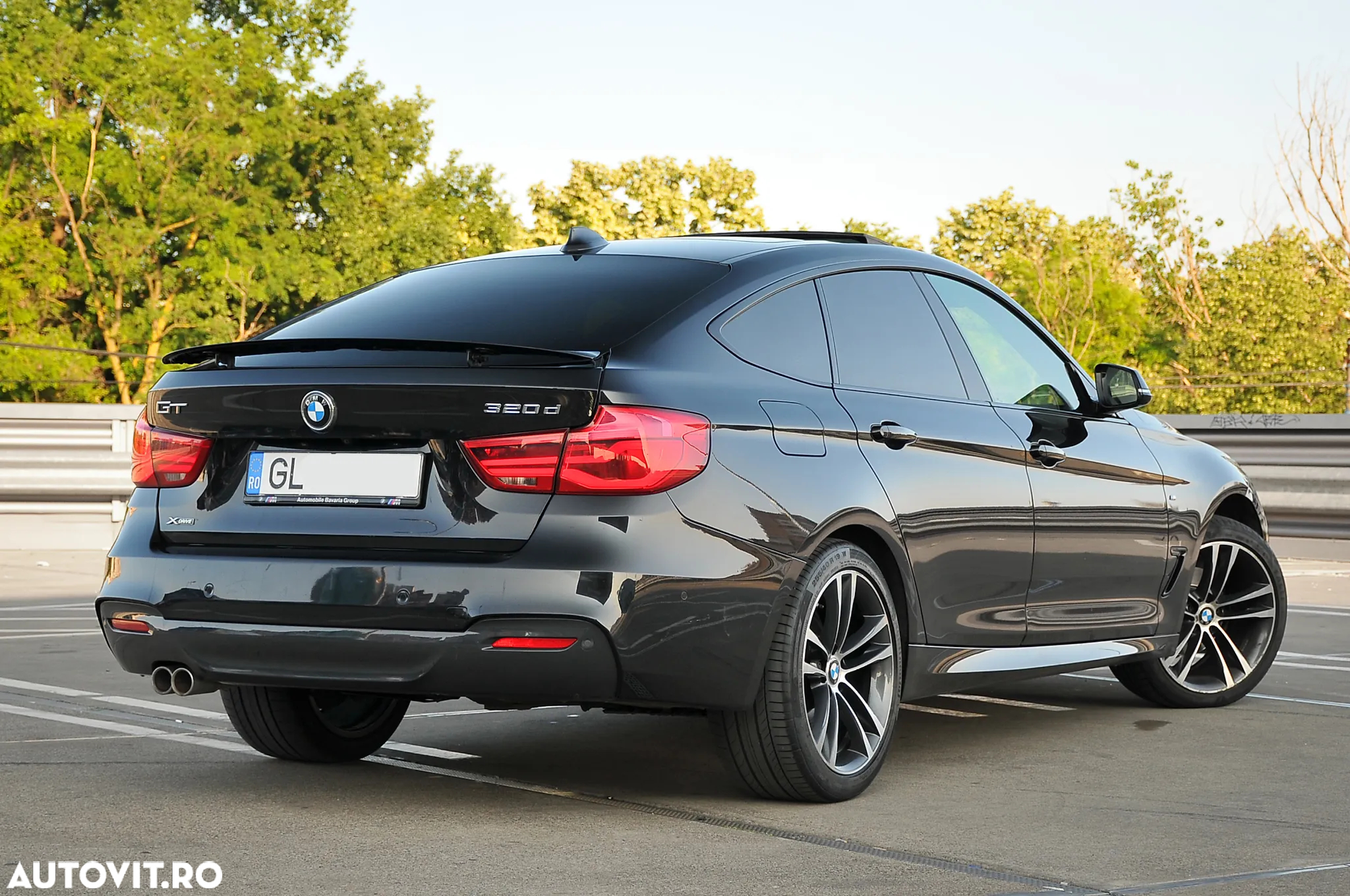 BMW Seria 3 320d xDrive GT Aut. Luxury Line - 2