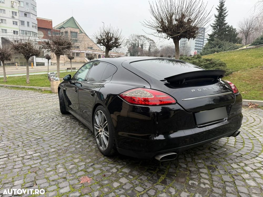 Porsche Panamera - 6