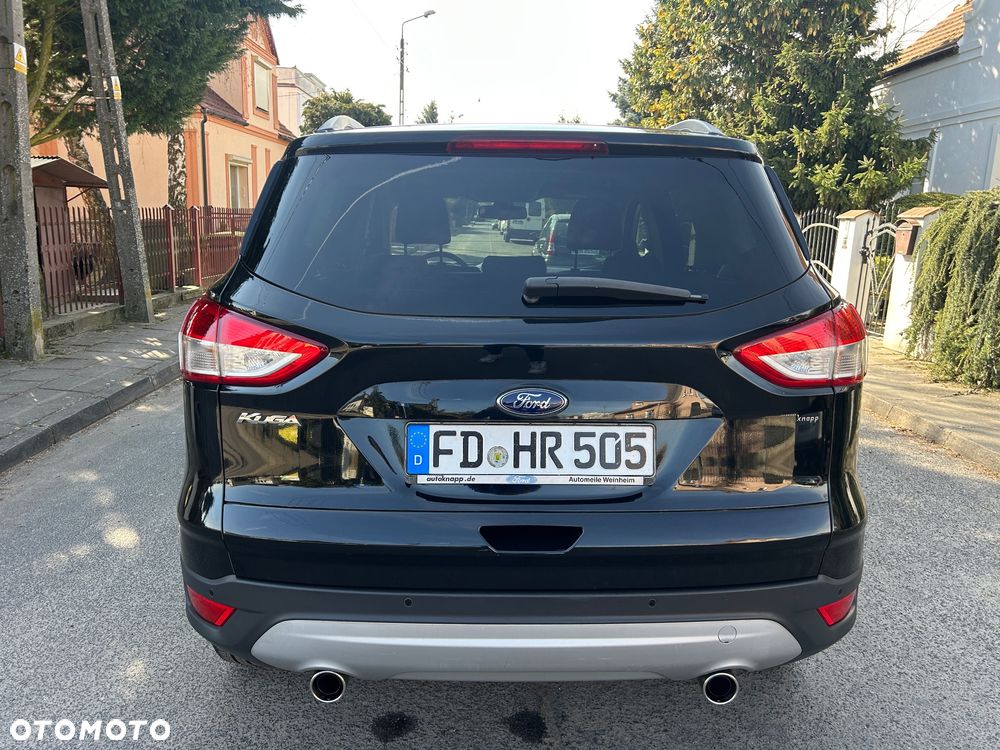 Ford Kuga 2.0 TDCi 2x4 Titanium - 13
