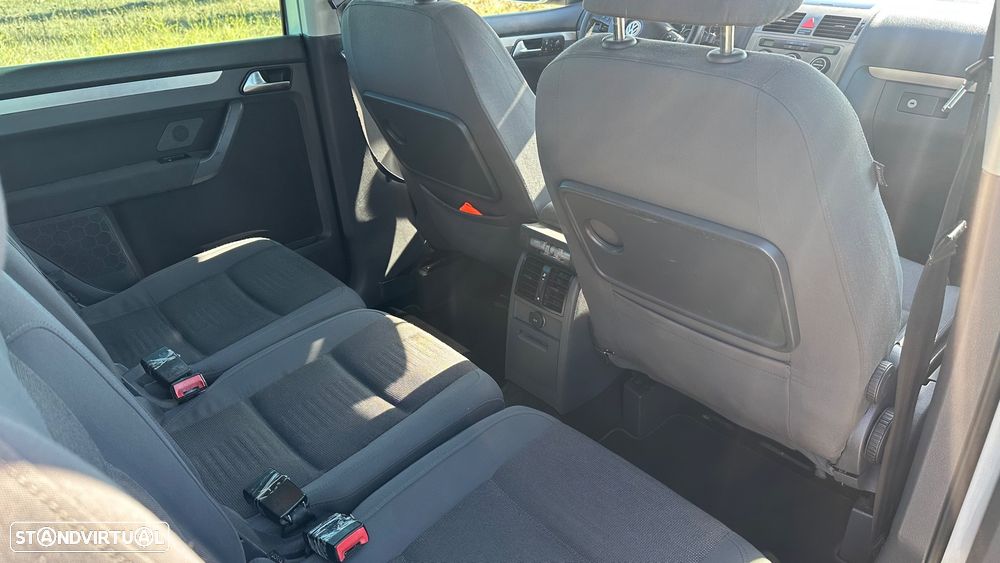 VW Touran 1.9 TDi Highline BlueM. 7L - 18