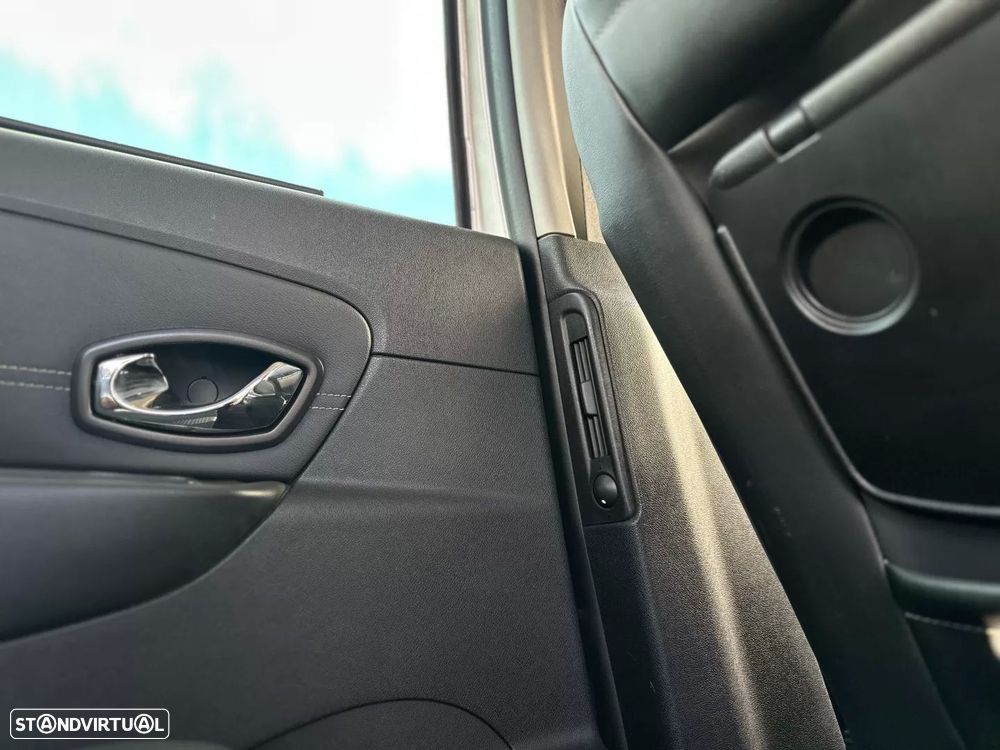 Renault Grand Scénic 1.5 dCi Dynamique S SS - 19