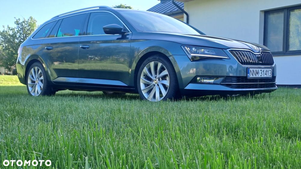 Skoda Superb 2.0 TDI 4x4 DSG L&K - 6