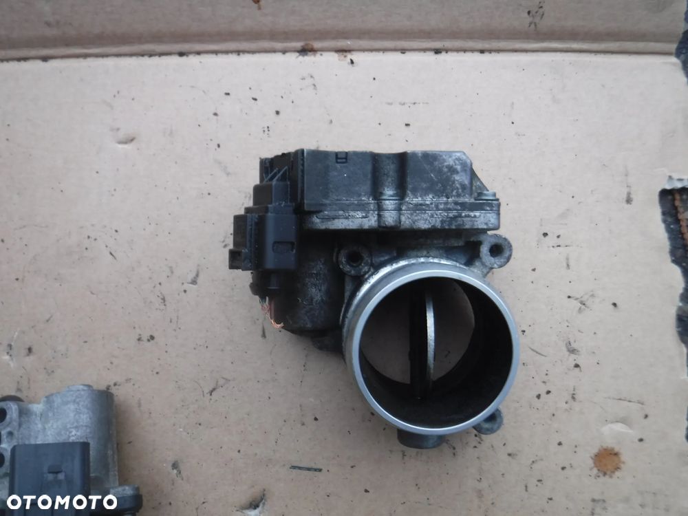 Audi A4 A5 A6 A7 A8 2.7 3.0 TDI przepustnica 4E0145950F - 1