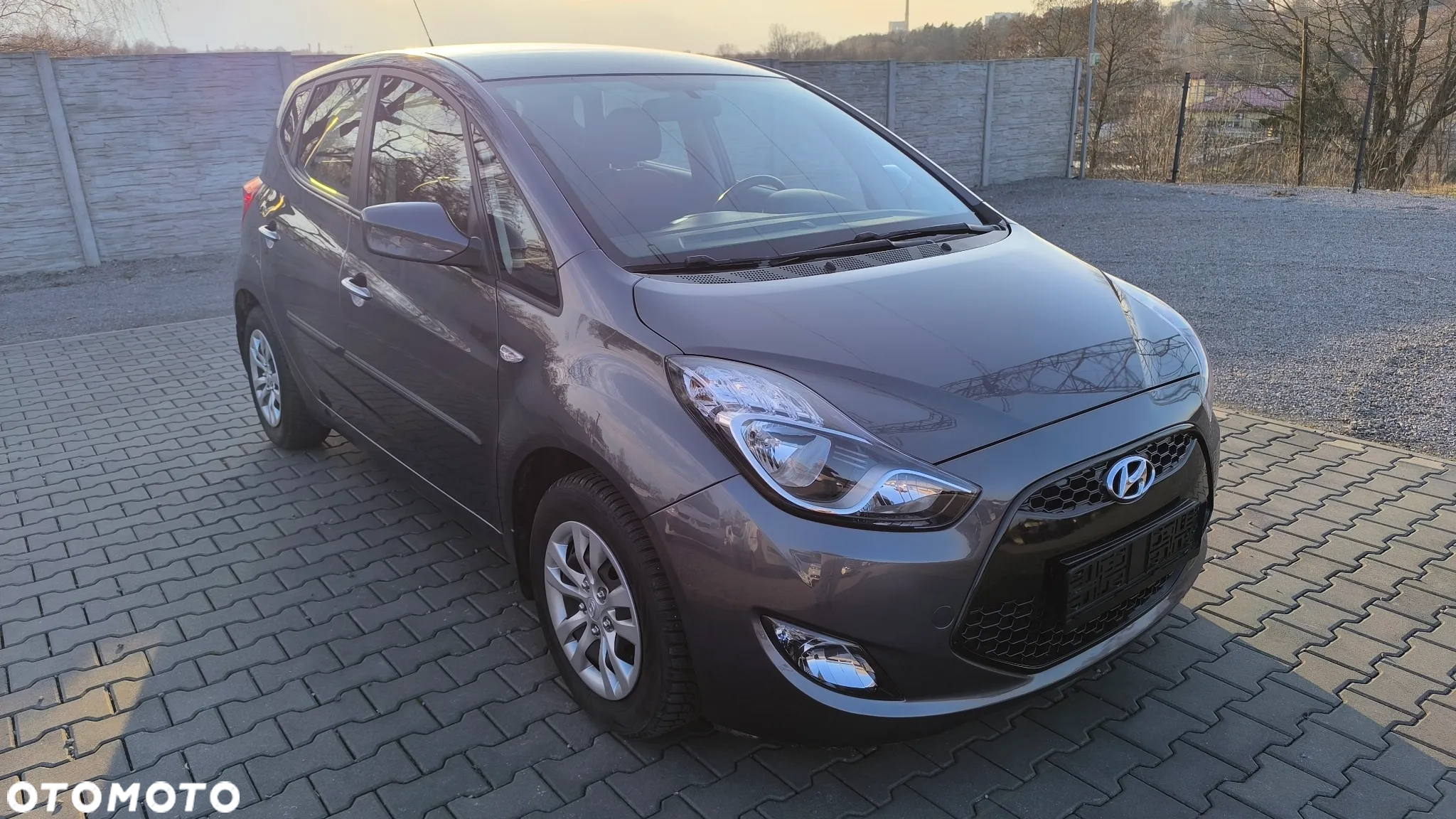 Hyundai ix20 1.4 blue Comfort - 12