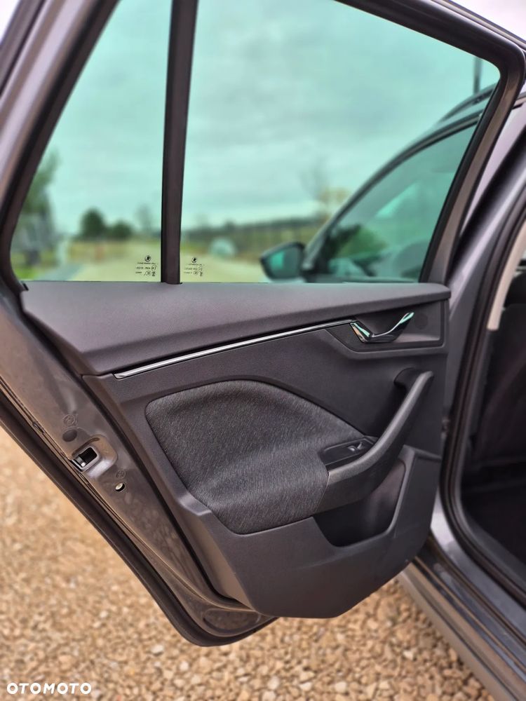 Skoda Kamiq 1.0 TSI Style - 31