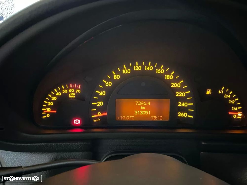 Mercedes-Benz C 180 K Avantgarde - 12