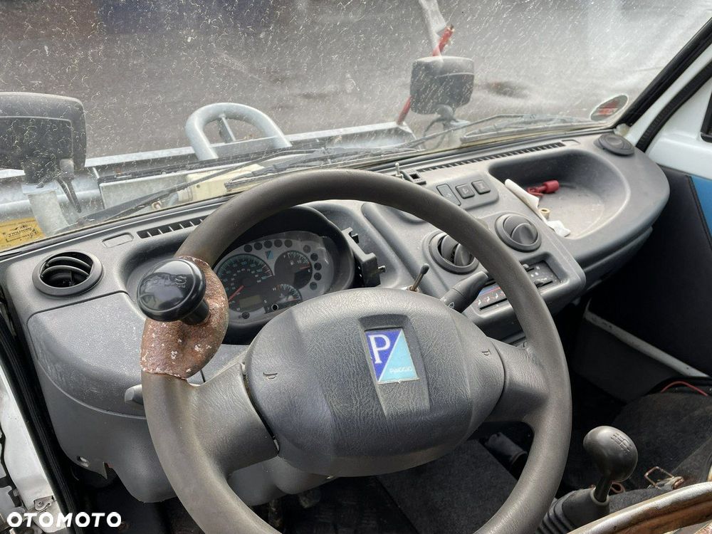 Piaggio Piaggio PFAU Wywrotka 4X4 odśnieżarka pług 2009 - 9