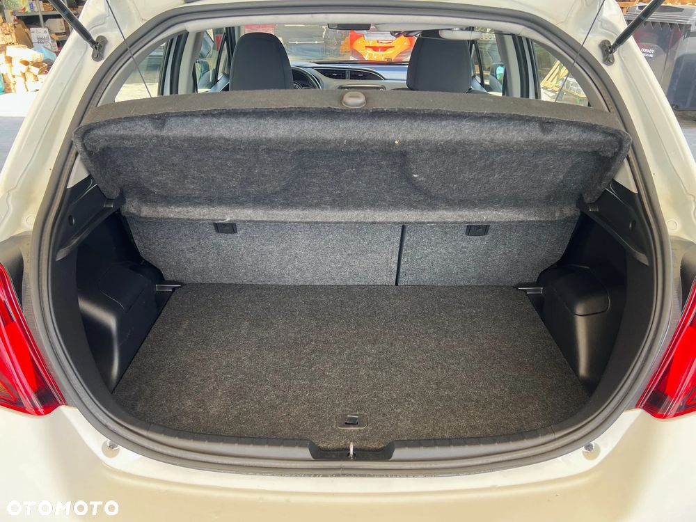 Toyota Yaris 1.0 Premium - 13