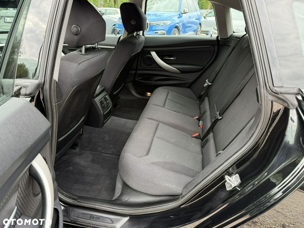 BMW 3GT 320i Advantage - 14