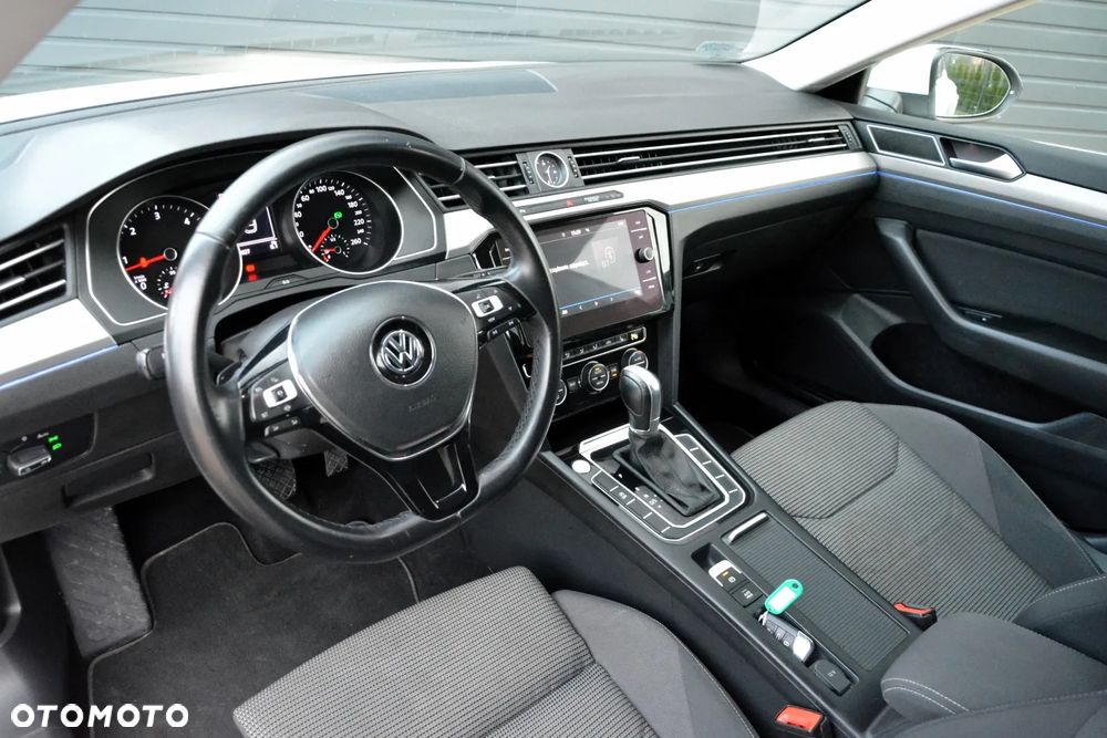 Volkswagen Arteon 2.0 TDI SCR Essence DSG - 10