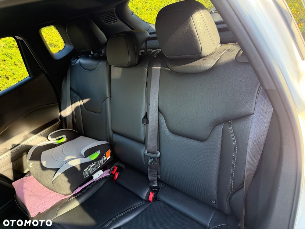 Jeep Compass - 23