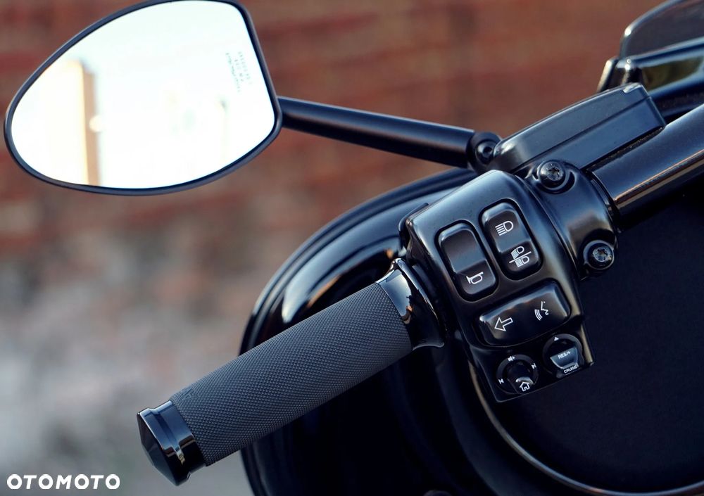 Harley-Davidson Touring Street Glide - 6