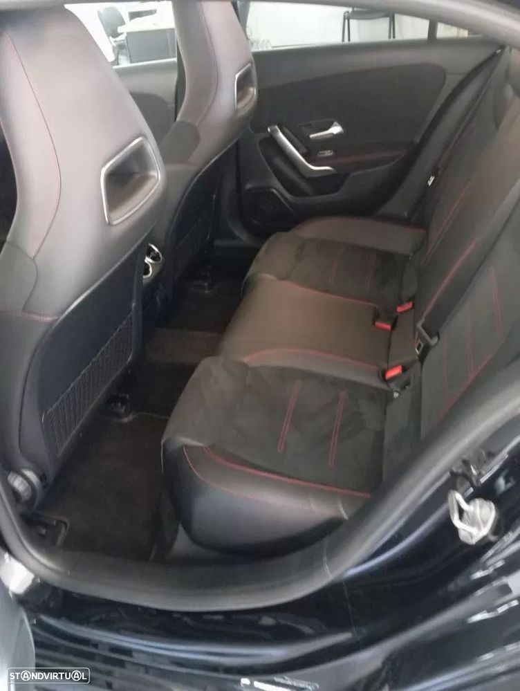 Mercedes-Benz A 200 AMG Line - 20