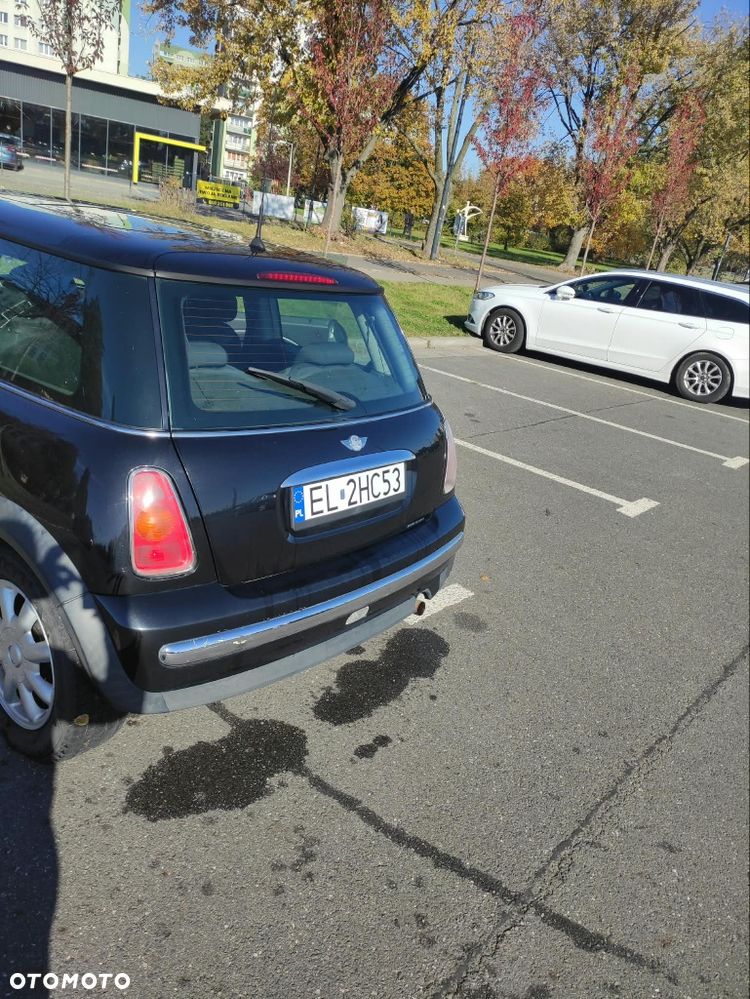 Mini One 2004 photo 4