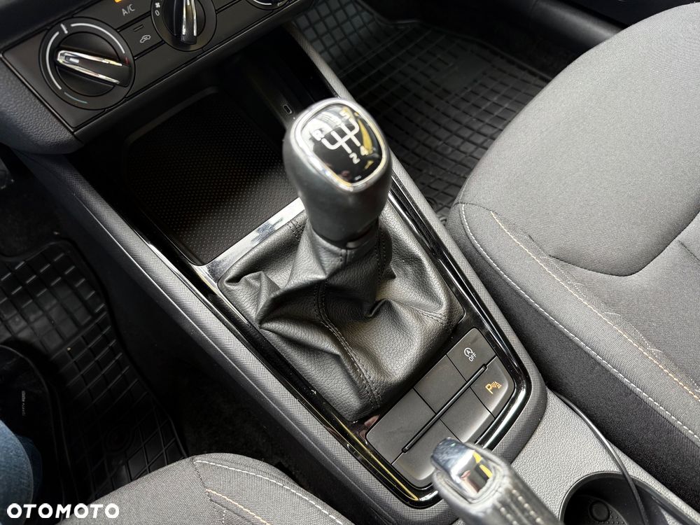 Skoda Kamiq 1.0 TSI Active - 25