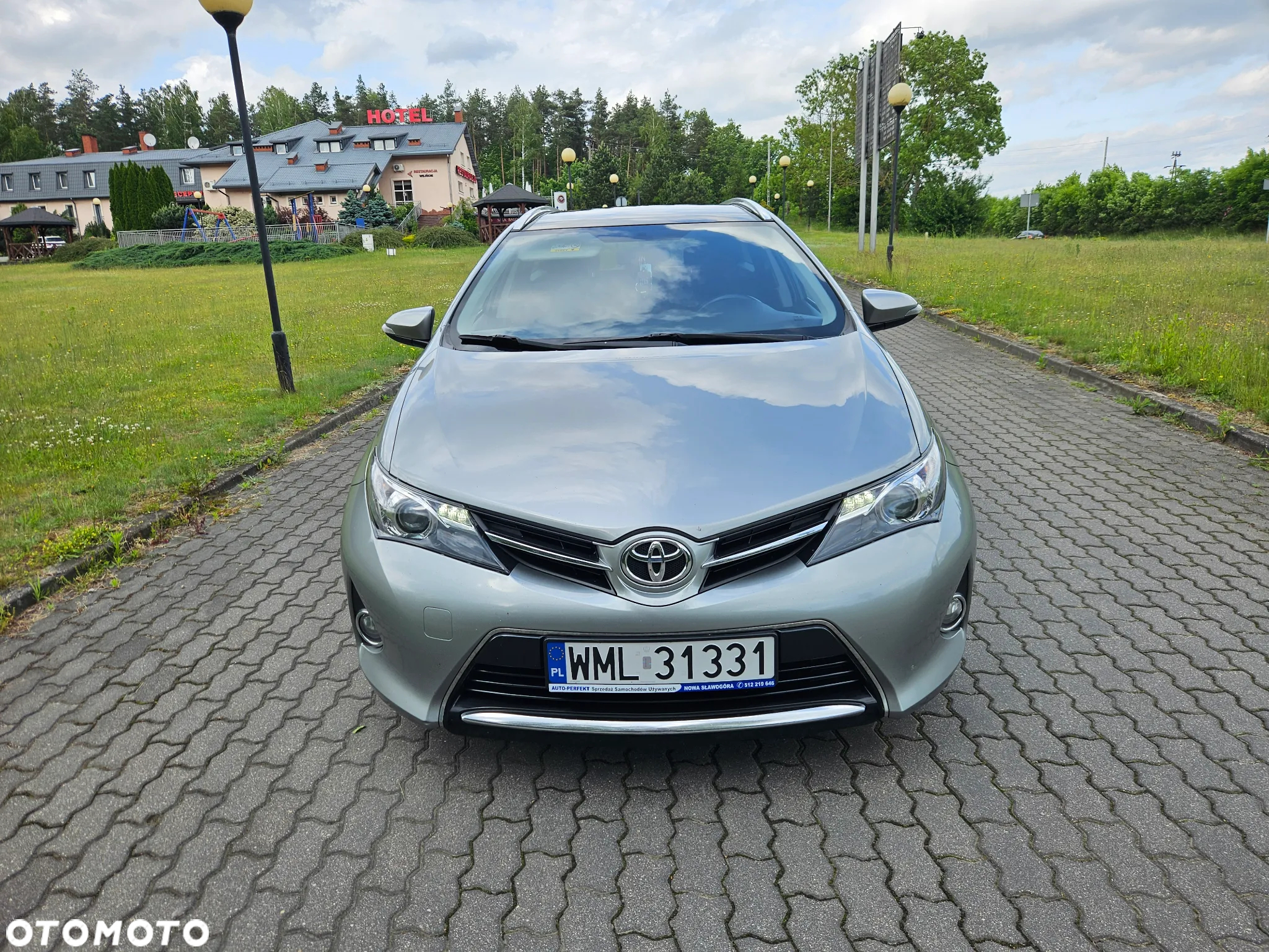 Toyota Auris 1.6 Premium - 3