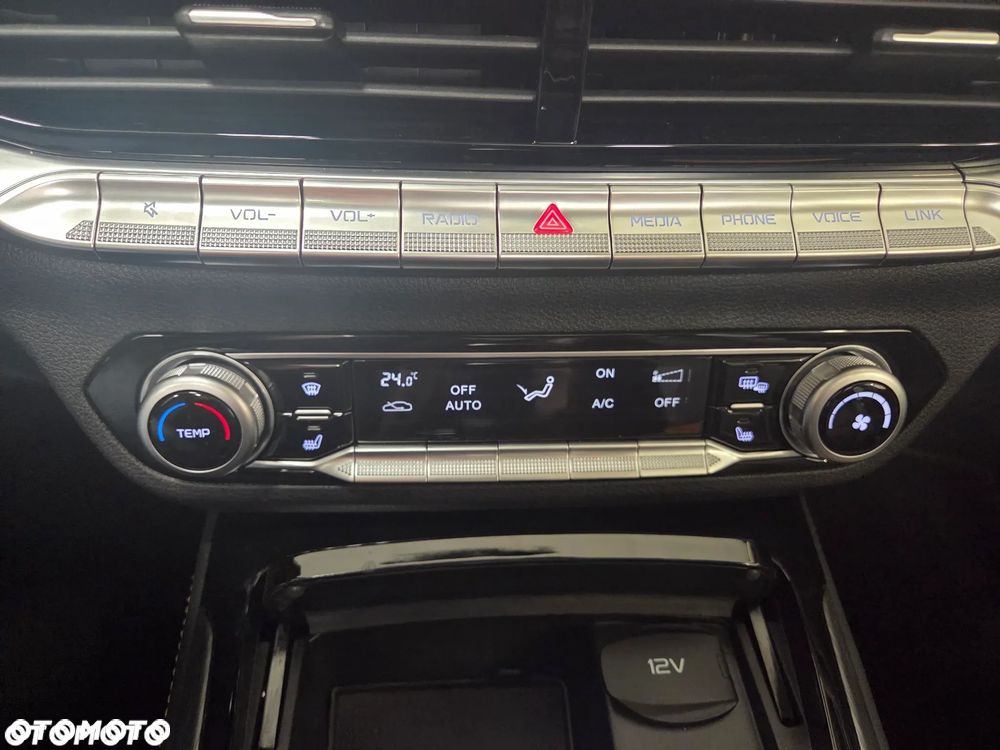 Bestune T77 1.5T Elegance DCT - 18