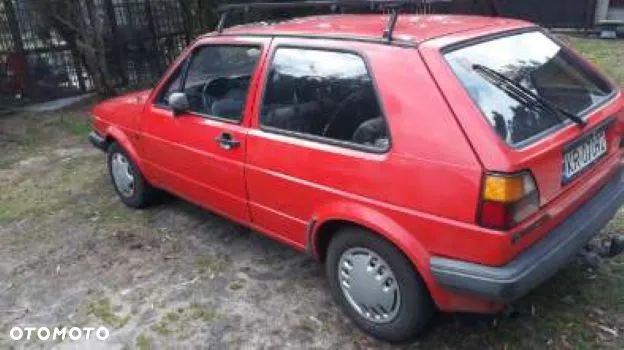 Volkswagen Golf 1.6 GL D - 3