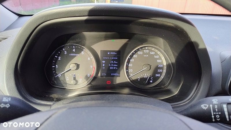 Hyundai i30 1.5 DPI Classic + - 6