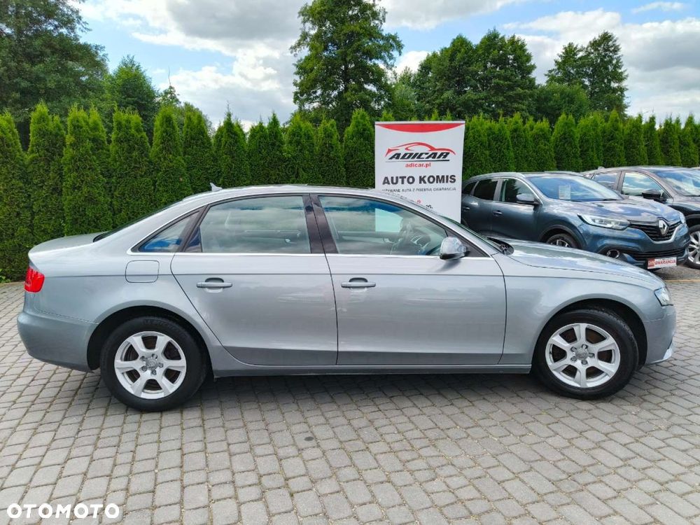 Audi A4 Limousine - 5