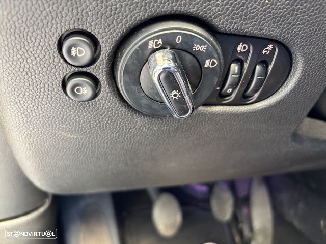 MINI 3 Portas One Sport Edition - 34