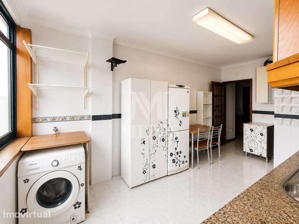 Apartamento T3 na Meadela - Grande imagem: 4/26