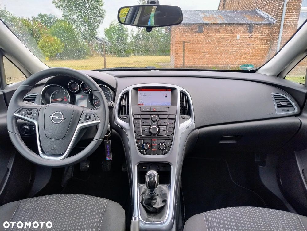 Opel Astra 1.6 Design Edition - 6