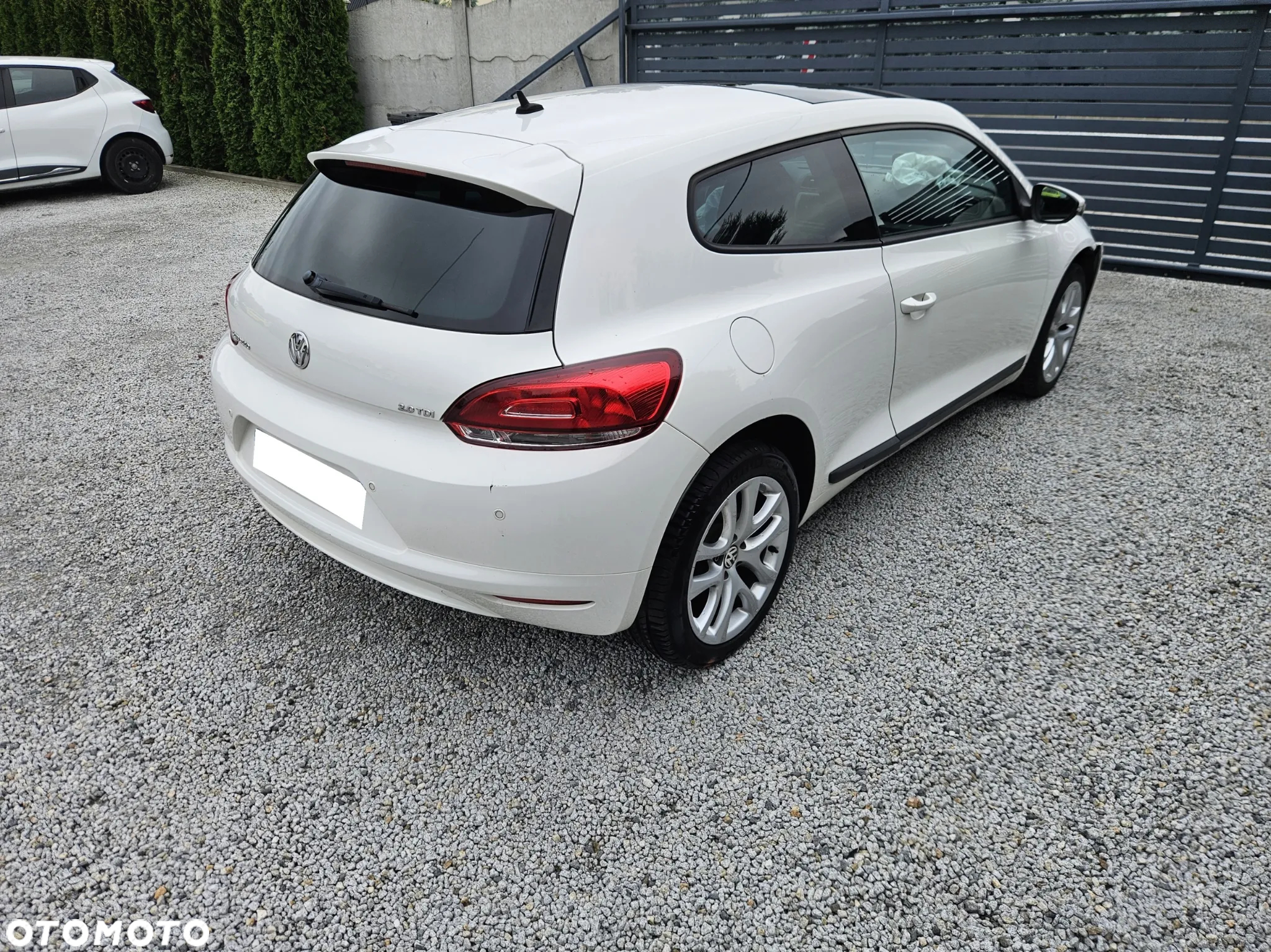 Volkswagen Scirocco 2.0 TDI Blue Motion Technologie Life - 4