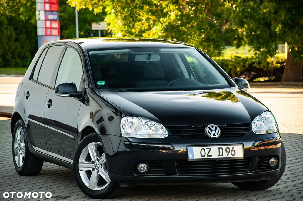 Volkswagen Golf 1.6 Tour Edition - 1
