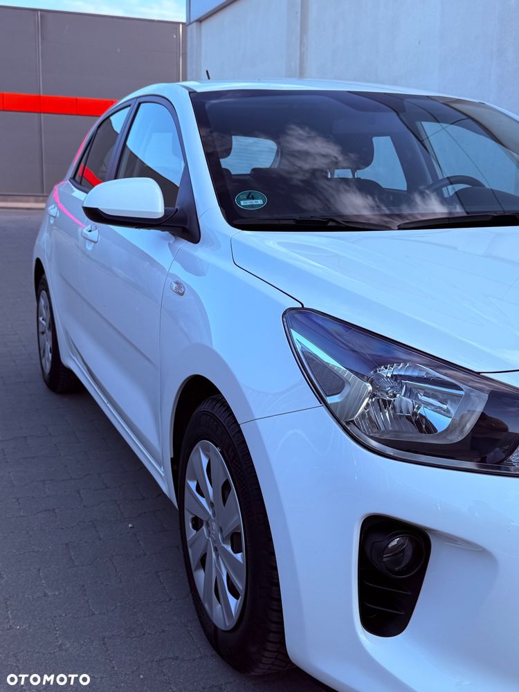 Kia Rio - 13