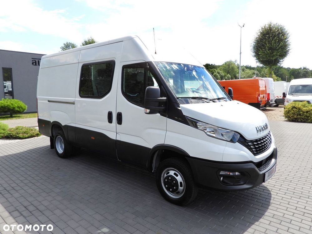 Iveco DAILY 35C16 FURGON BRYGADÓWKA 6 MIEJSC TEMPOMAT BLIŹNIACZE KOŁA KLIMATYZACJA  160KM - 5