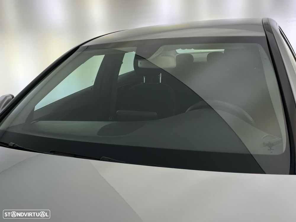 Mercedes-Benz C 200 d Avantgarde - 19