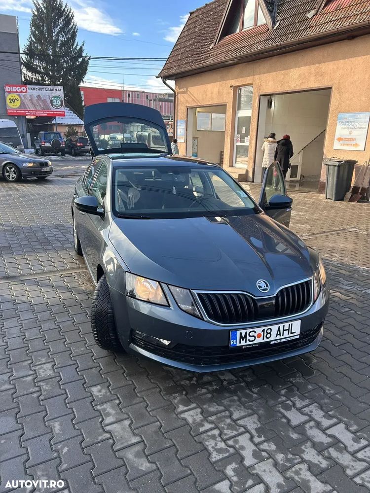 Skoda Octavia 1.6 TDI Active - 1